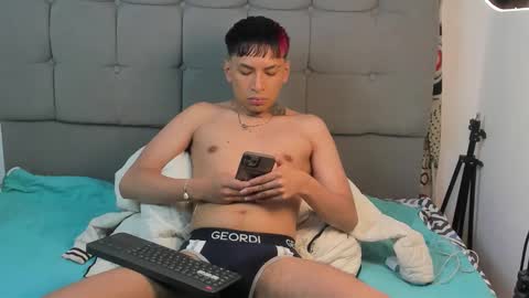 Snapshot of tailor_hot1 chatting on November 2025 03:38:02 PM tailor online show from November 2025 03:38:02 PM