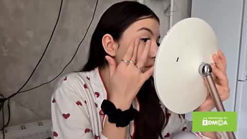 Lisss online show from February 2026 12:12:01 PM