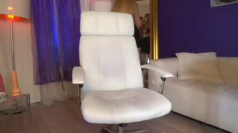 Margo online show from February 2025 04:47:01 PM