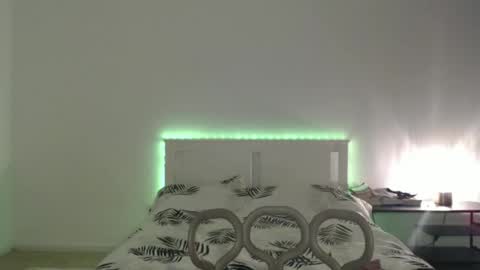 Snapshot of taissa7sirene chatting on March 2025 07:17:02 PM Taissa Sirene online show from March 2025 07:17:02 PM