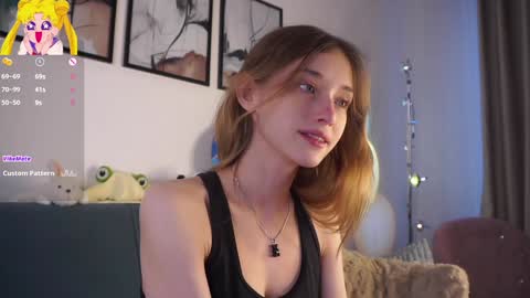 Mia online show from March 2026 02:08:02 AM