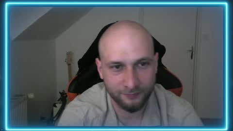 Beelzeboss59 online show from April 2026 08:11:02 PM