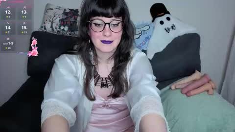 Talia Bloodina online show from November 2025 02:22:01 AM