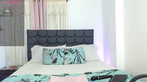 Snapshot of talianamoreno chatting on November 2025 01:16:01 AM taliana modelo independiente online show from November 2025 01:16:01 AM