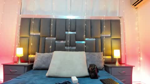 Snapshot of talianavega chatting on November 2025 04:29:02 PM tali online show from November 2025 04:29:02 PM