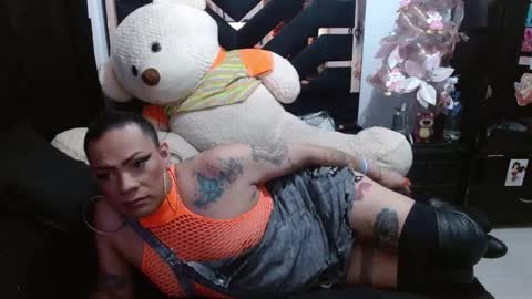 talianha online show from November 2025 11:18:01 PM