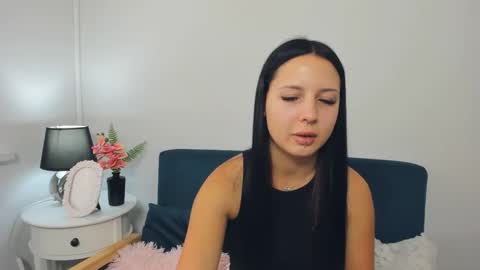 taliasensitive online show from October 2025 09:18:02 AM