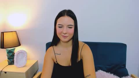 taliasensitive online show from November 2025 06:53:02 PM