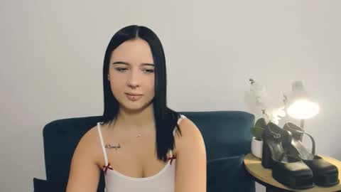 taliasensitive online show from March 2026 12:22:01 PM