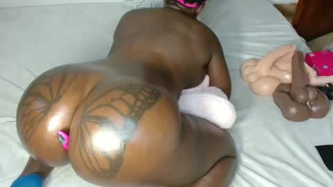 butterflyass online show from March 2026 02:53:02 PM