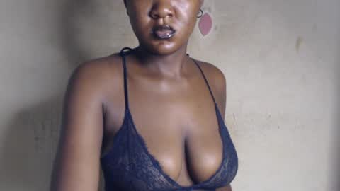 Snapshot of tall_choco chatting on June 2026 08:27:01 AM tall_choco online show from June 2026 08:27:01 AM