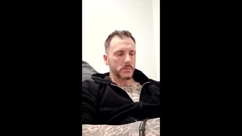 Snapshot of tallcleancuthung chatting on March 2026 01:28:01 PM Tallcleancuthung online show from March 2026 01:28:01 PM