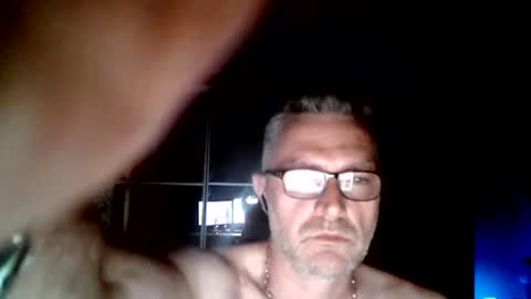 Snapshot of tallguyin chatting on June 2026 11:40:01 PM tallguyin online show from June 2026 11:40:01 PM