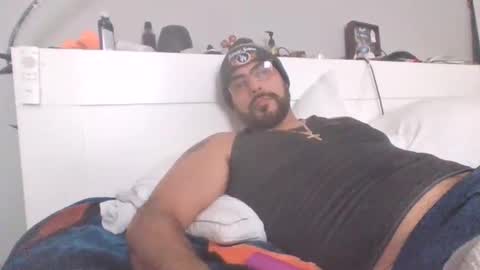 talllatino310 online show from November 2025 09:04:01 PM