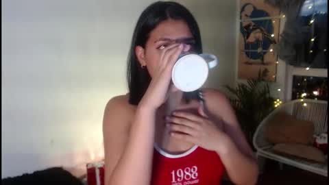 Tamara online show from December 2025 11:01:02 PM