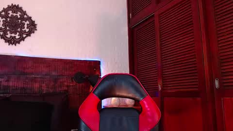    online show from January 2025 10:09:01 PM