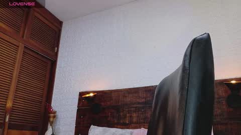    online show from October 2025 09:50:02 AM