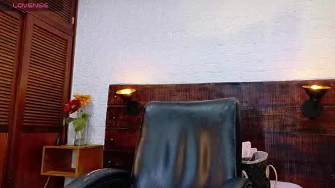    online show from October 2025 11:08:02 AM