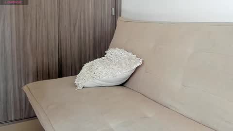 Snapshot of tamara_serra__ chatting on January 2025 07:04:01 PM TAMARA SERRA online show from January 2025 07:04:01 PM