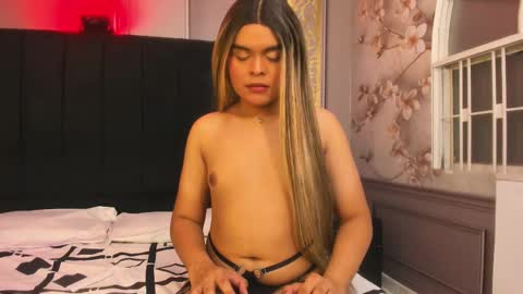 Snapshot of tamara_sweet__ chatting on March 2025 01:25:02 AM Tamara online show from March 2025 01:25:02 AM
