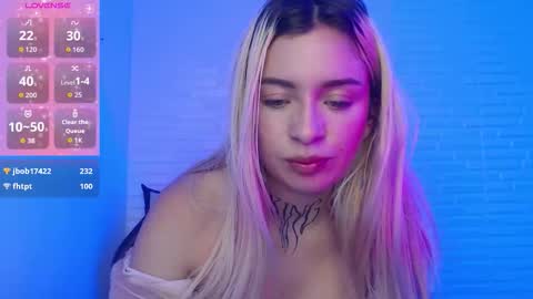 Snapshot of tamara_velezz chatting on February 2026 02:53:01 AM Tamara online show from February 2026 02:53:01 AM