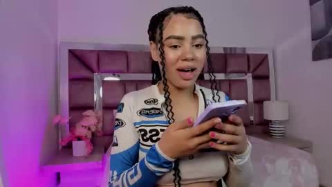 Tami online show from October 2025 12:09:01 AM