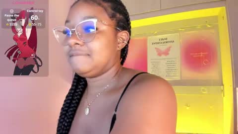 Snapshot of tamarazaki chatting on October 2025 07:51:01 PM Tami online show from October 2025 07:51:01 PM