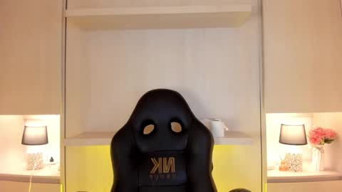 Snapshot of tamarazaki chatting on October 2025 08:00:02 PM Tami online show from October 2025 08:00:02 PM