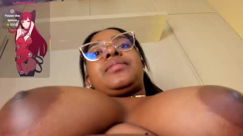 Snapshot of tamarazaki chatting on November 2025 09:03:02 PM Tami online show from November 2025 09:03:02 PM