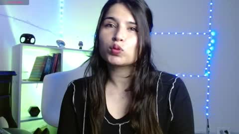 Snapshot of tami_ramirez__ chatting on January 2025 12:51:02 AM Tami online show from January 2025 12:51:02 AM