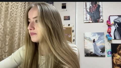 Karina online show from April 2026 04:05:02 PM