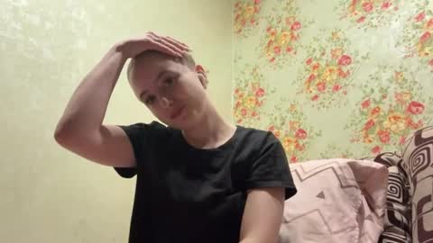 Karina online show from April 2026 09:39:33 PM