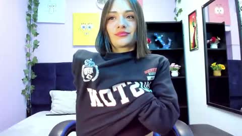 tammy_thompson_ online show from September 2025 01:57:02 PM