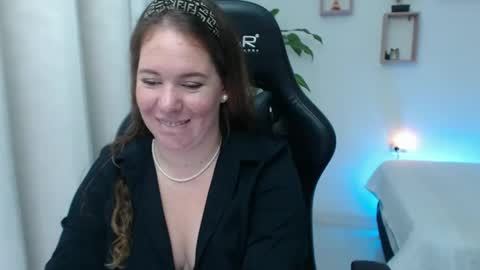 Snapshot of tamy_shine87 chatting on December 2024 04:49:02 AM Im Samy online show from December 2024 04:49:02 AM