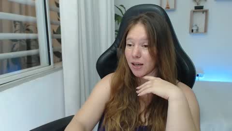 Snapshot of tamy_shine87 chatting on January 2025 09:15:02 AM Im Samy online show from January 2025 09:15:02 AM