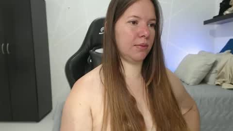 Snapshot of tamy_shine87 chatting on October 2025 02:39:02 PM Im Samy online show from October 2025 02:39:02 PM