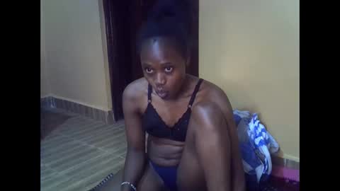 Snapshot of tanaissa chatting on March 2026 07:03:02 PM tainaissa online show from March 2026 07:03:02 PM
