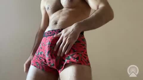 Snapshot of tanelure chatting on October 2025 09:55:01 AM tanelure online show from October 2025 09:55:01 AM