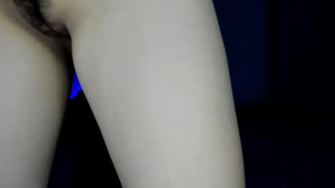 tania06 online show from October 2025 01:41:02 PM