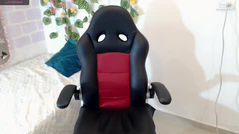 Tania  online show from March 2025 07:07:02 PM