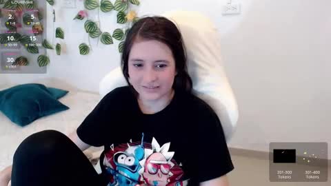 Tania  online show from March 2026 06:11:02 PM