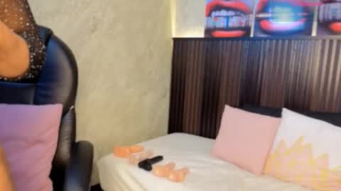 Tanisha online show from March 2026 10:58:02 PM