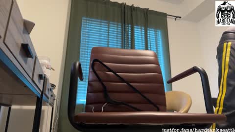 Snapshot of tankguyusa chatting on January 2025 11:21:02 PM Tank Guy online show from January 2025 11:21:02 PM