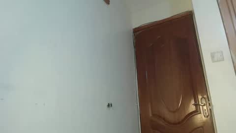 Snapshot of tannia004 chatting on December 2025 09:35:01 PM tania online show from December 2025 09:35:01 PM