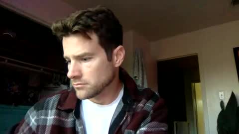 Dr. Love online show from November 2025 01:32:01 PM