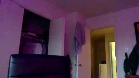 Dr. Love online show from December 2025 01:39:02 PM