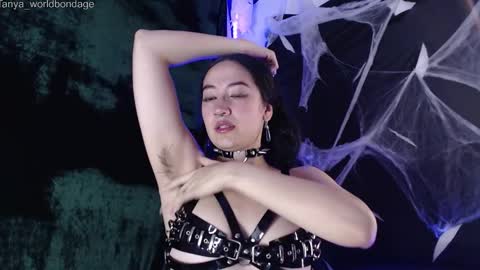 tanya online show from November 2025 12:11:02 AM