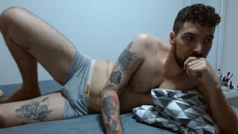 Snapshot of tap_hand2 chatting on February 2025 12:55:02 PM jimmy online show from February 2025 12:55:02 PM