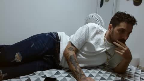 Snapshot of tap_hand2 chatting on February 2025 03:04:02 PM jimmy online show from February 2025 03:04:02 PM