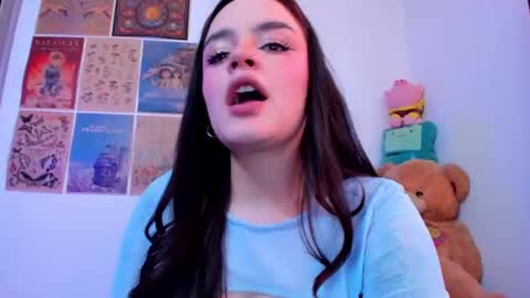 Snapshot of tara_hs chatting on February 2025 03:41:02 PM online show from February 2025 03:41:02 PM